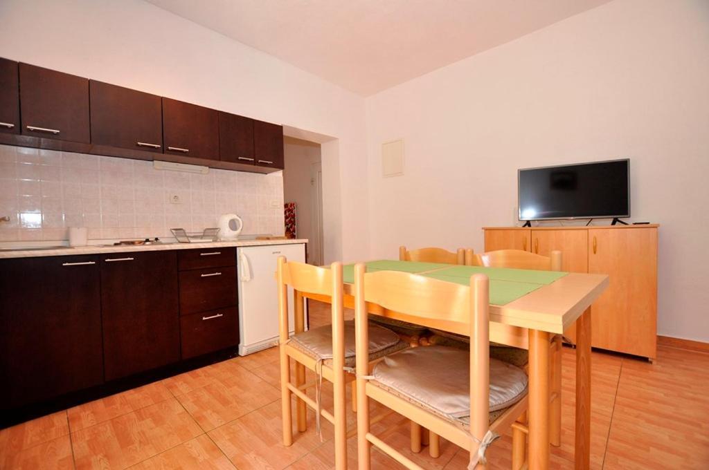 Apartmani Martinovka ตราสนิสเซ ภายนอก รูปภาพ