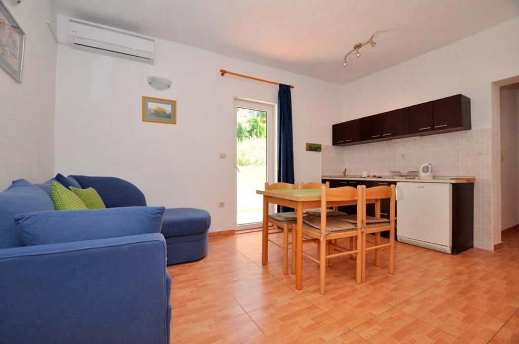 Apartmani Martinovka ตราสนิสเซ ภายนอก รูปภาพ